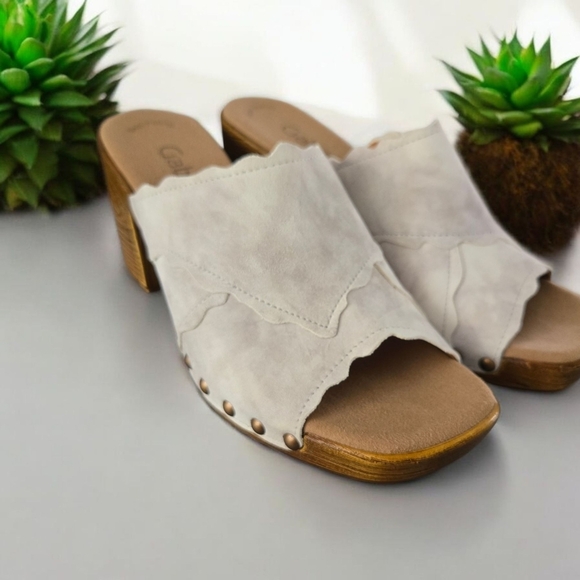 Gabor Cream and Brown Mules Suede Slip-On Comfort Size 7